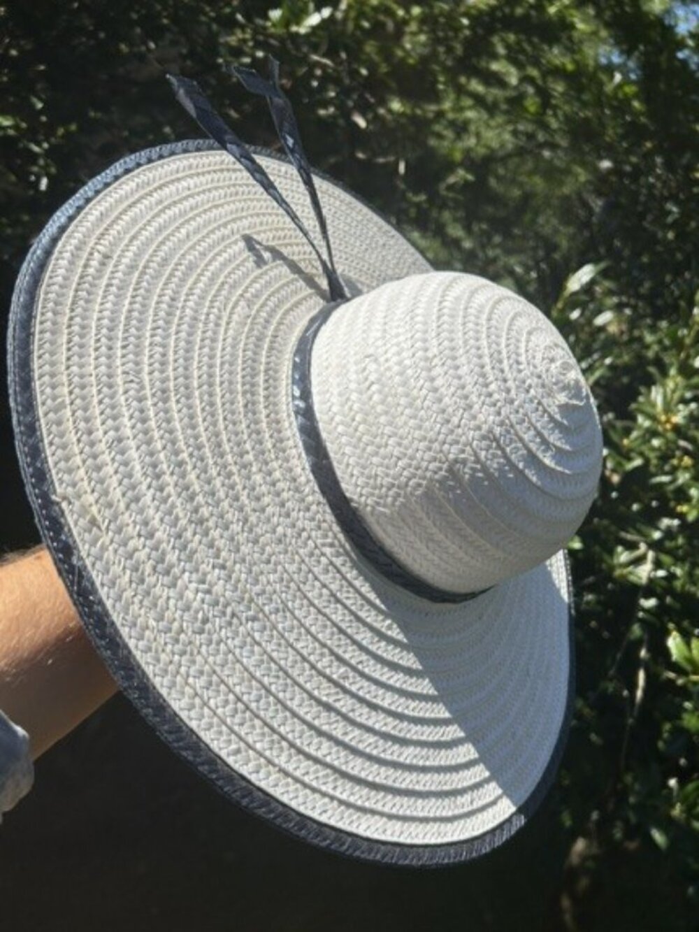 SANDRA New York White Navy Wide Brim Straw Sun HAT